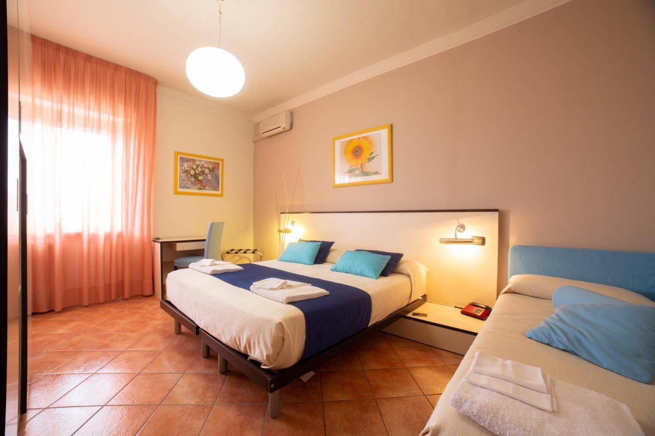 Hotel Mediterraneo Сапри Экстерьер фото