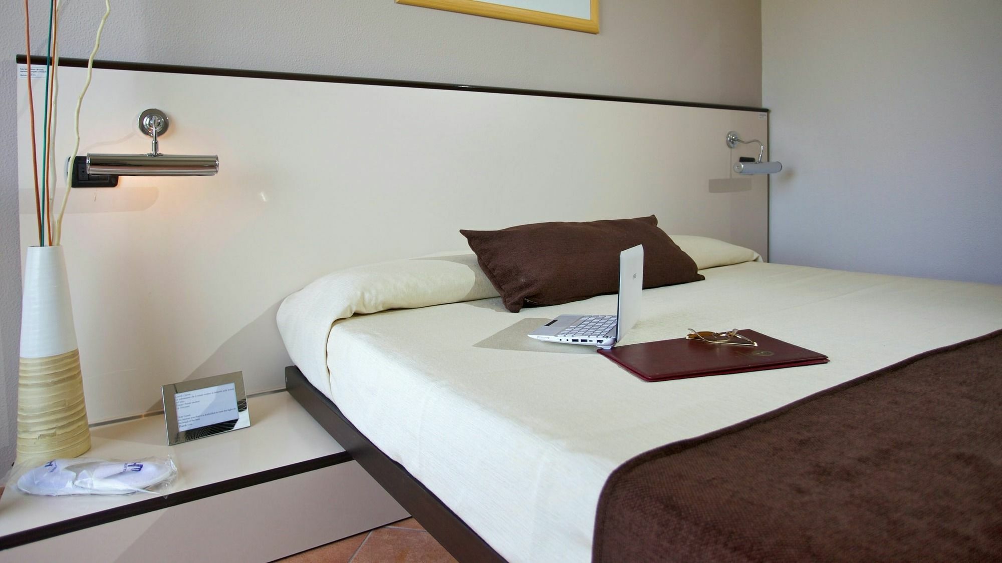 Hotel Mediterraneo Сапри Экстерьер фото